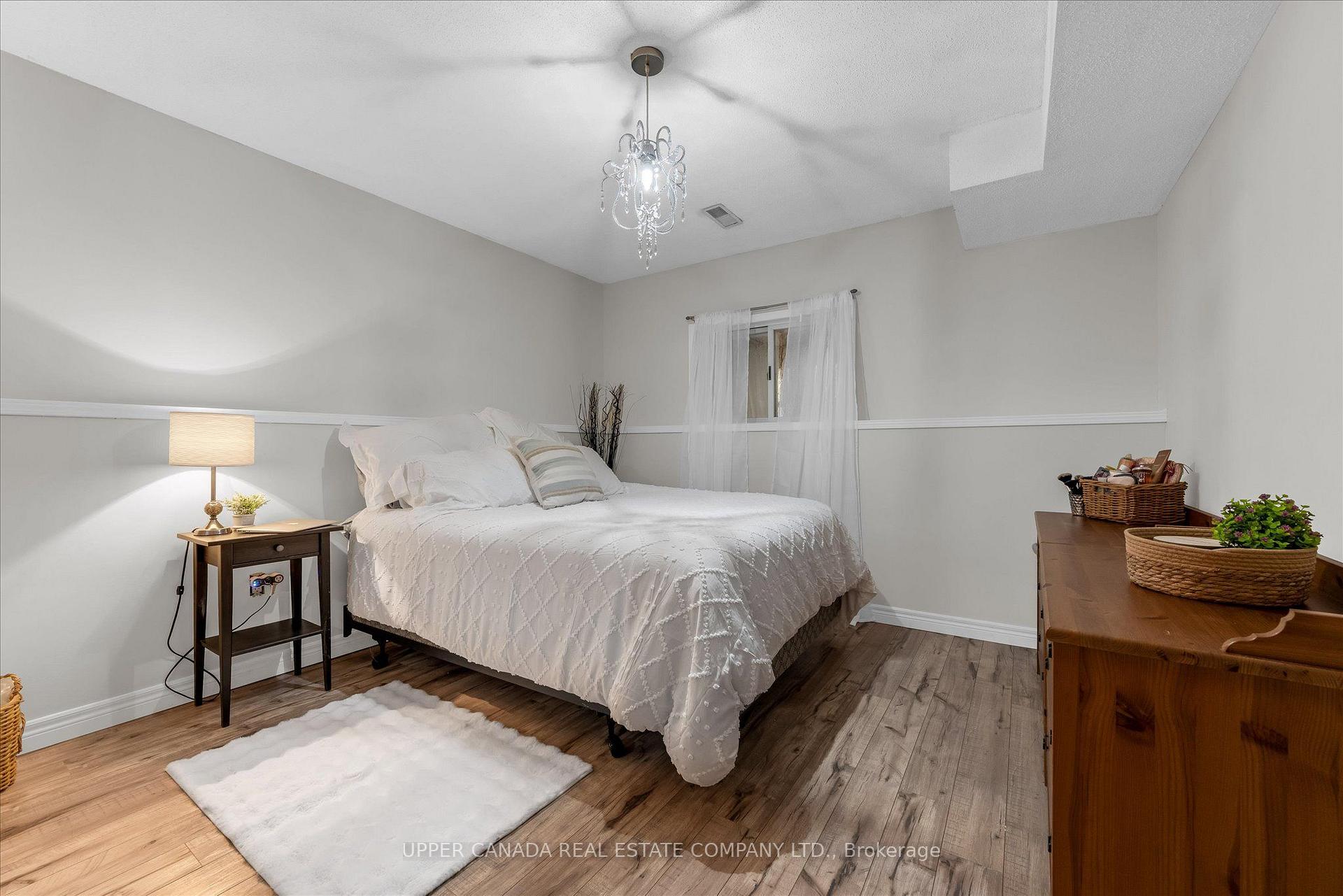 Photo 19 of 8 Rose Street, St. Catharines, Grapeview — HOMEH