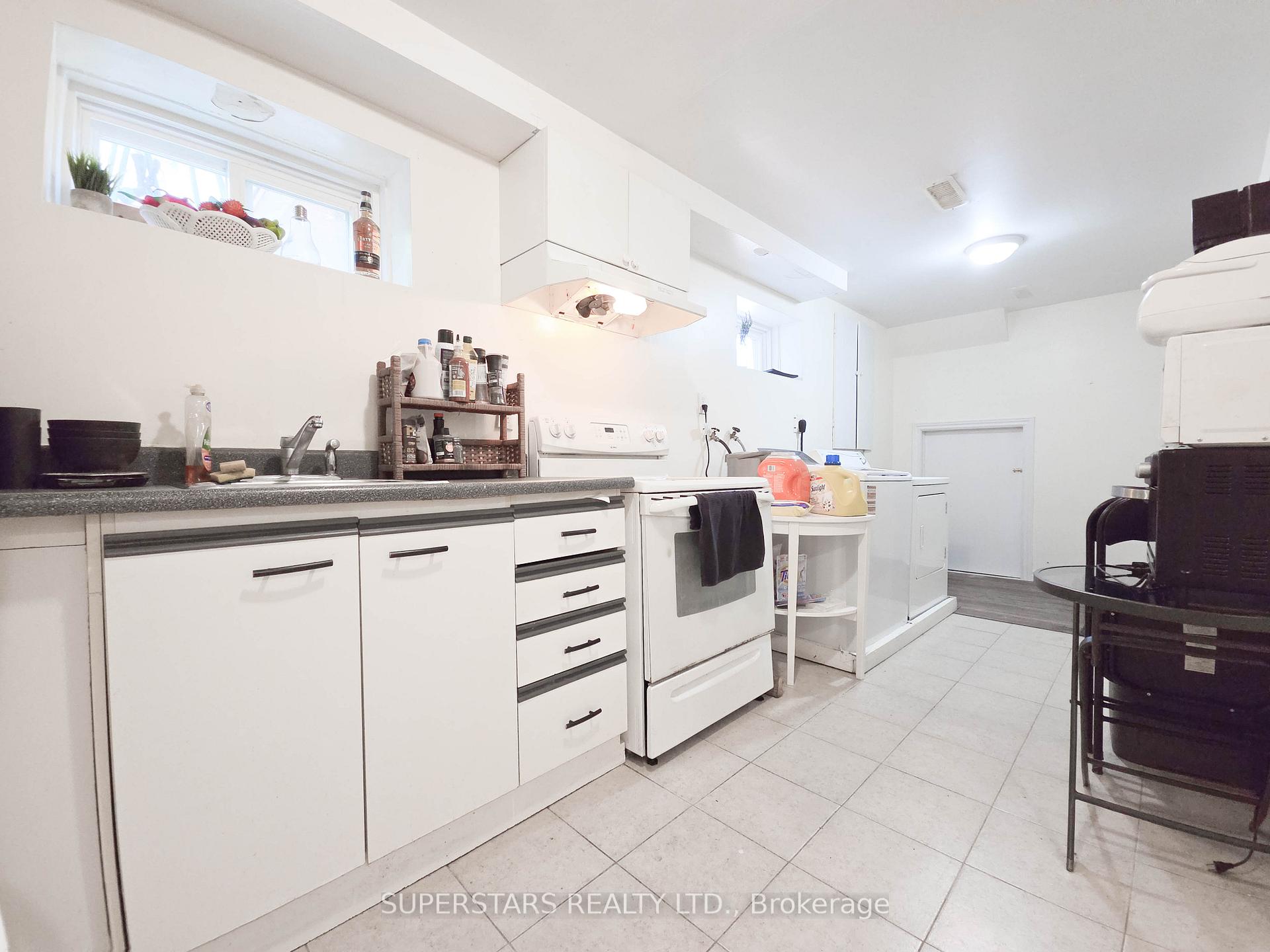 Photo 20 of 7553 Wildfern Drive, Mississauga, Malton — HOMEH