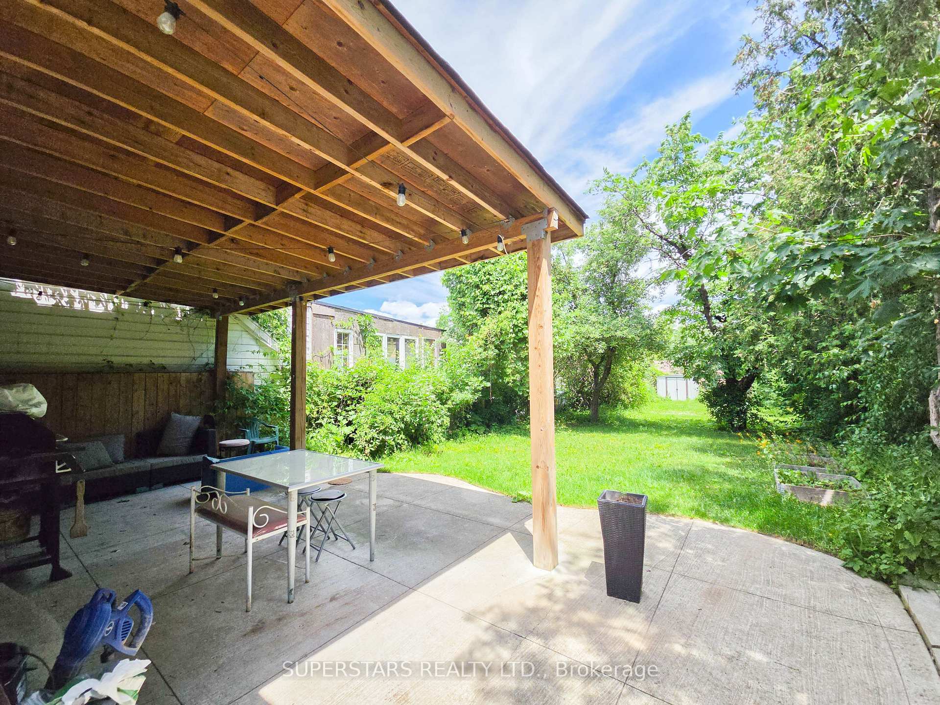 Photo 28 of 7553 Wildfern Drive, Mississauga, Malton — HOMEH