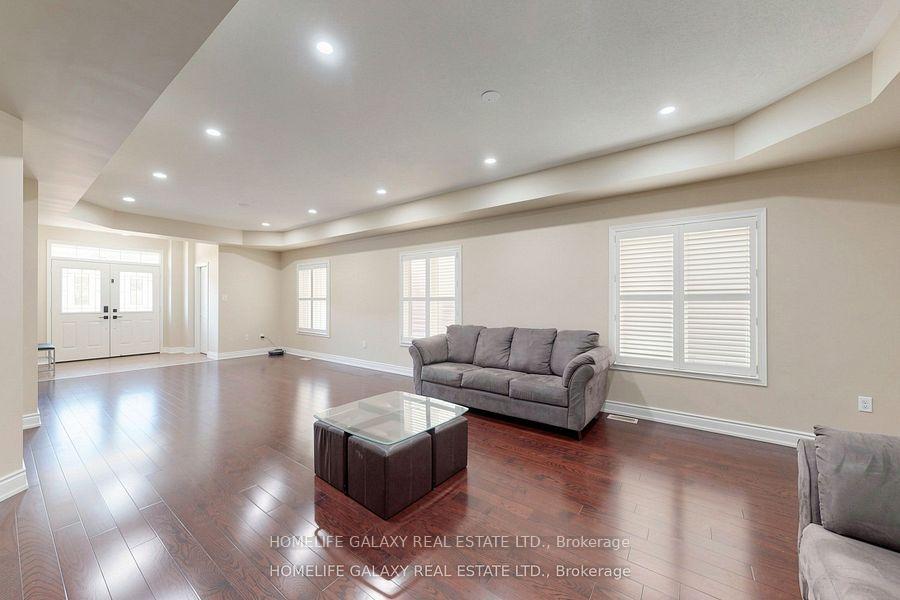 Photo 2 of 1871 Arborwood Drive, Oshawa, Taunton — HOMEH