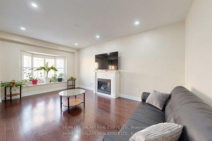 Photo 5 of 1871 Arborwood Drive, Oshawa, Taunton — HOMEH