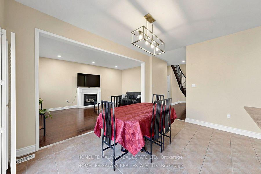 Photo 10 of 1871 Arborwood Drive, Oshawa, Taunton — HOMEH