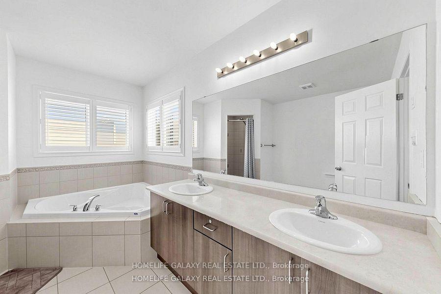 Photo 20 of 1871 Arborwood Drive, Oshawa, Taunton — HOMEH