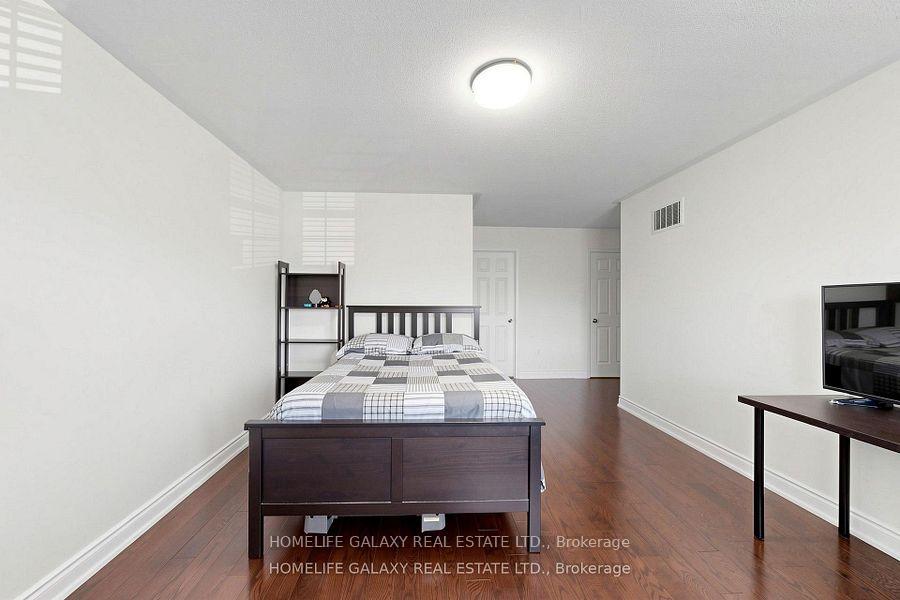 Photo 26 of 1871 Arborwood Drive, Oshawa, Taunton — HOMEH