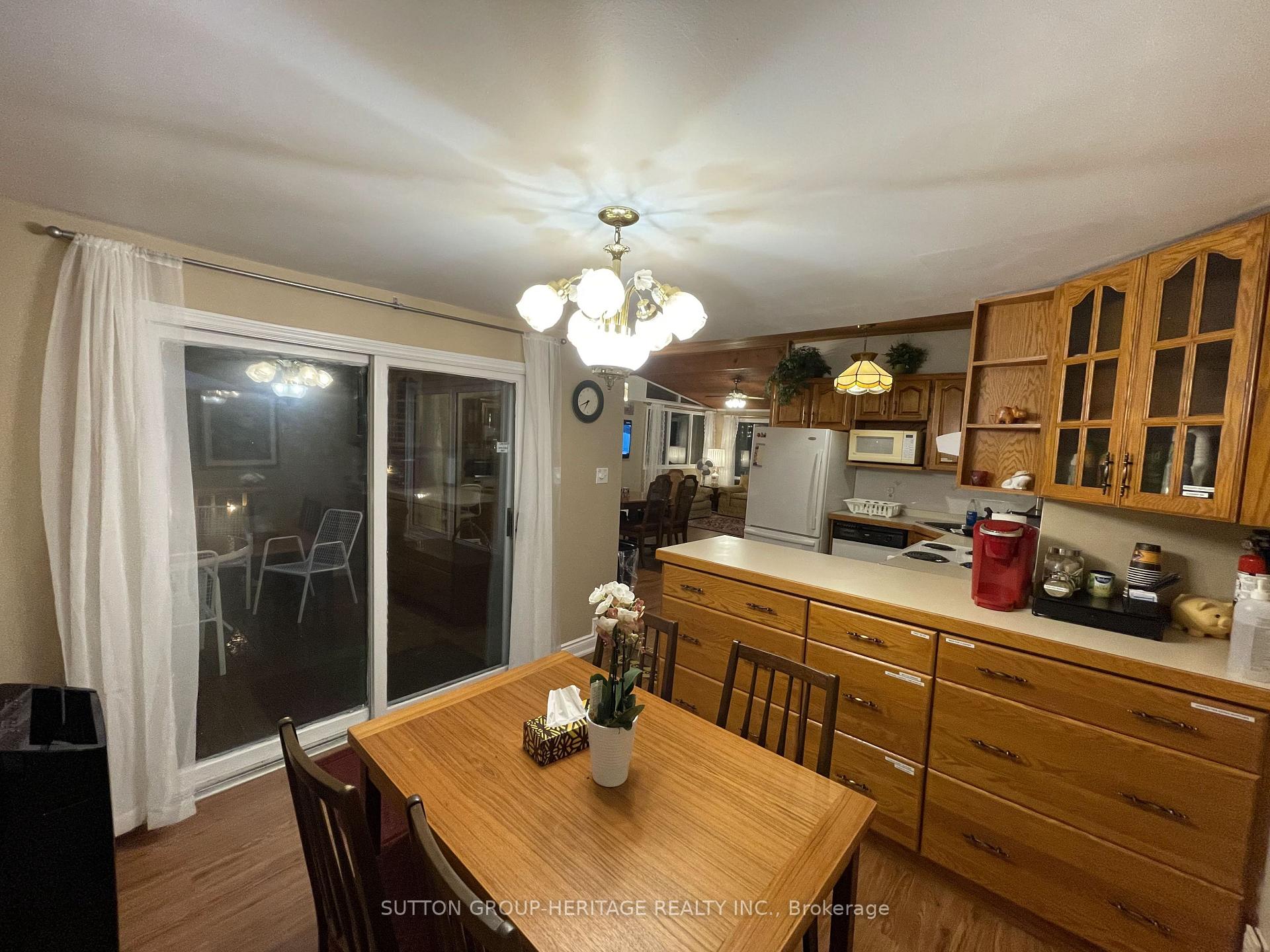Photo 6 of 99 Bowen Road, Kawartha Lakes, Mariposa — HOMEH