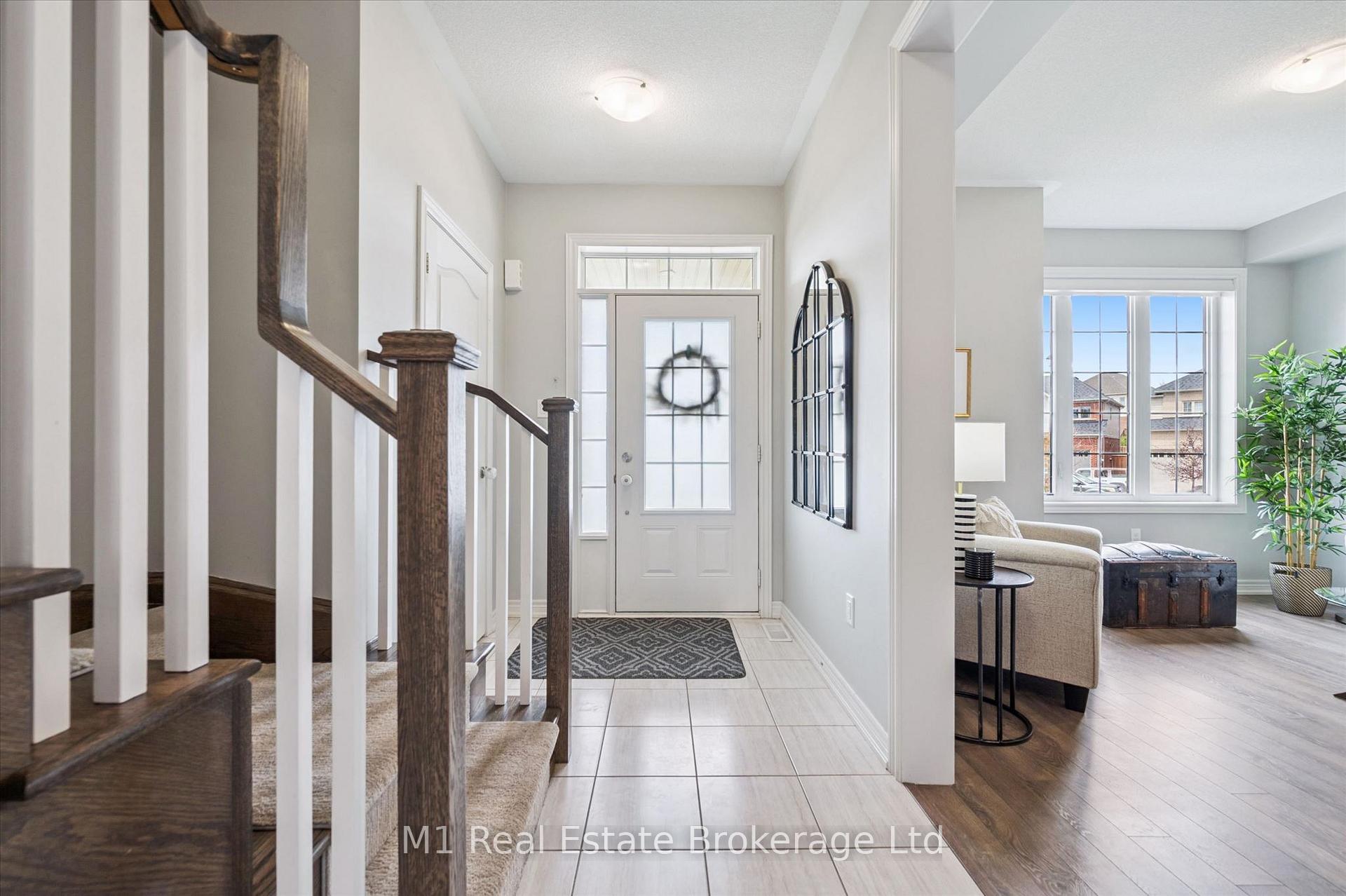 Photo 2 of Unit 3, 65 Elliot Avenue E, Centre Wellington, Fergus — HOMEH