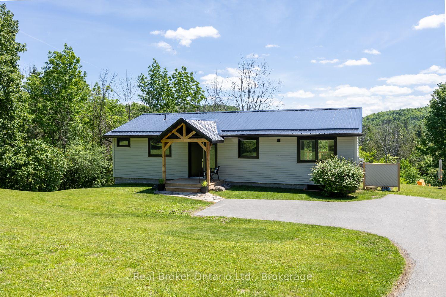 Photo 3 of 250 Silver Heights Drive, Trent Hills, Rural Trent Hills — HOMEH