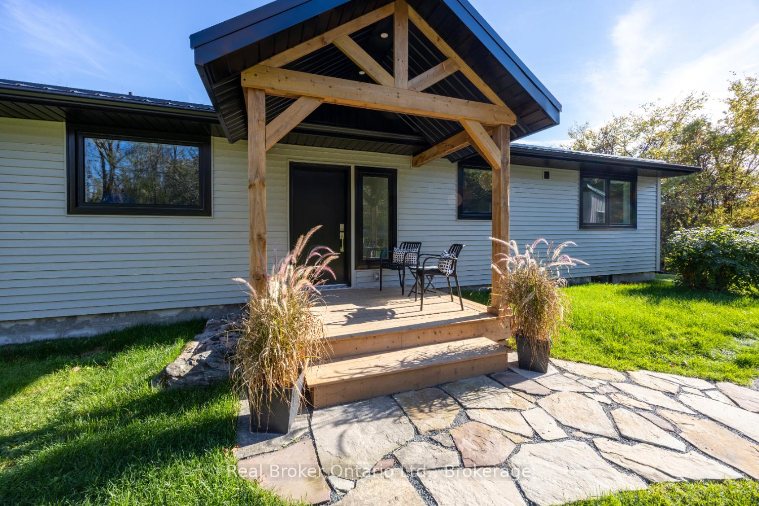 Photo 5 of 250 Silver Heights Drive, Trent Hills, Rural Trent Hills — HOMEH