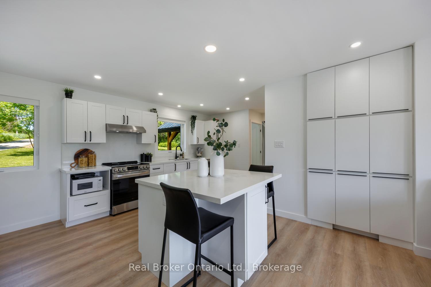 Photo 9 of 250 Silver Heights Drive, Trent Hills, Rural Trent Hills — HOMEH