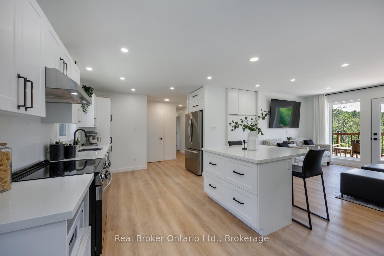 Photo 12 of 250 Silver Heights Drive, Trent Hills, Rural Trent Hills — HOMEH