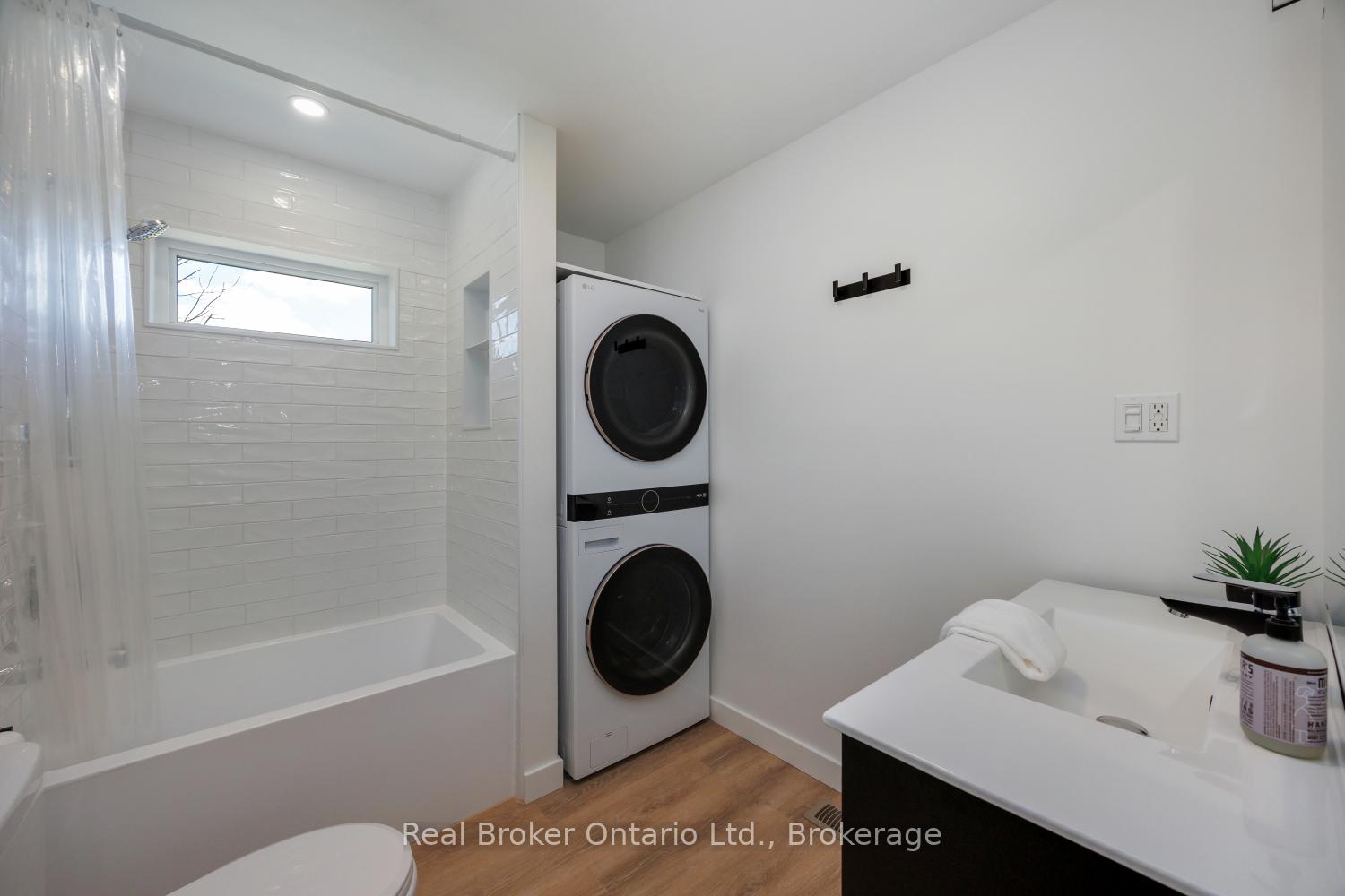 Photo 23 of 250 Silver Heights Drive, Trent Hills, Rural Trent Hills — HOMEH
