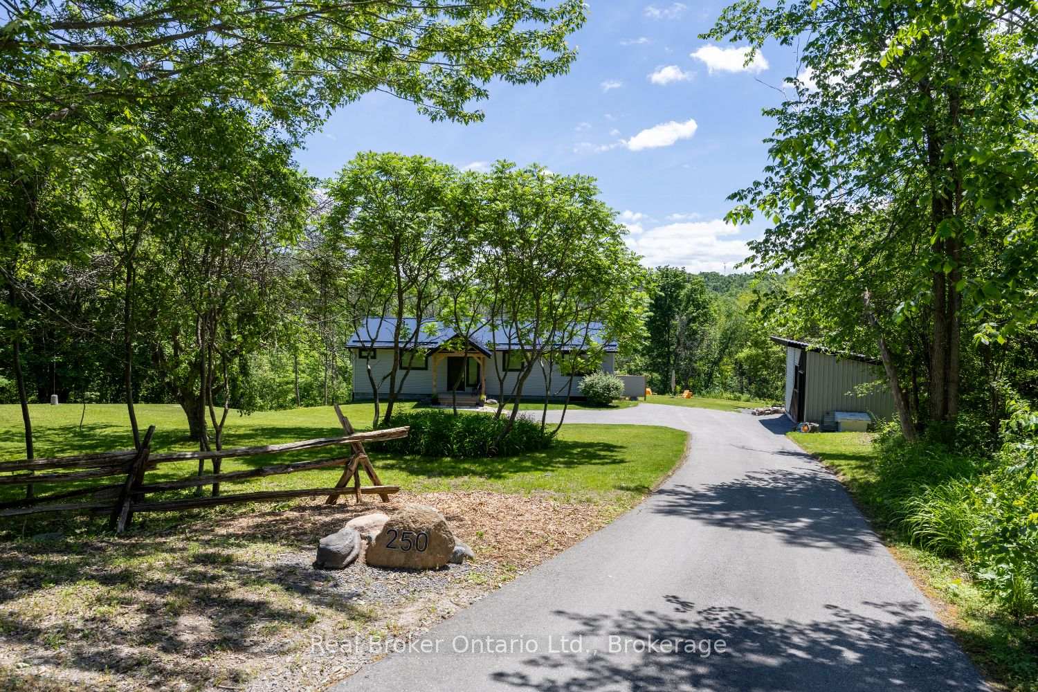 Photo 35 of 250 Silver Heights Drive, Trent Hills, Rural Trent Hills — HOMEH