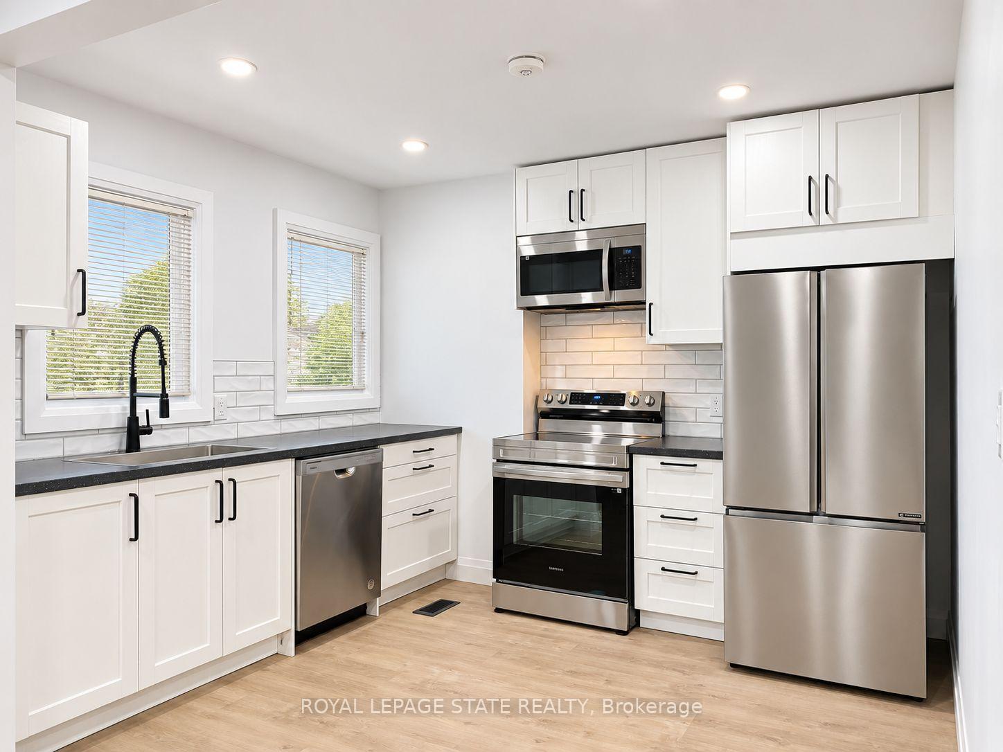 Photo 1 of Unit Upper, 24 Sandalwood Avenue, Hamilton, Huntington — HOMEH