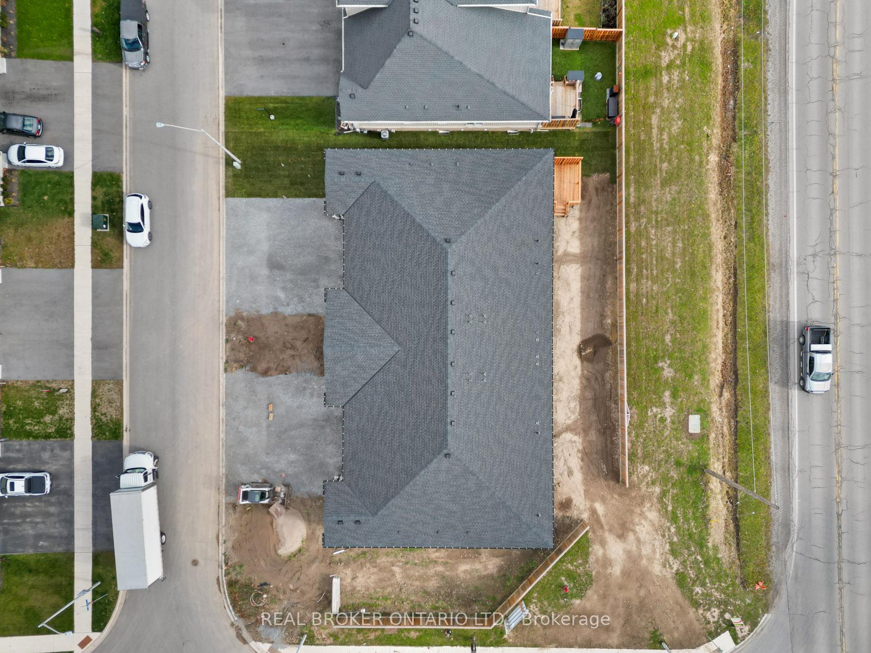 Photo 33 of 26 Austin Drive, Welland, West Welland — HOMEH