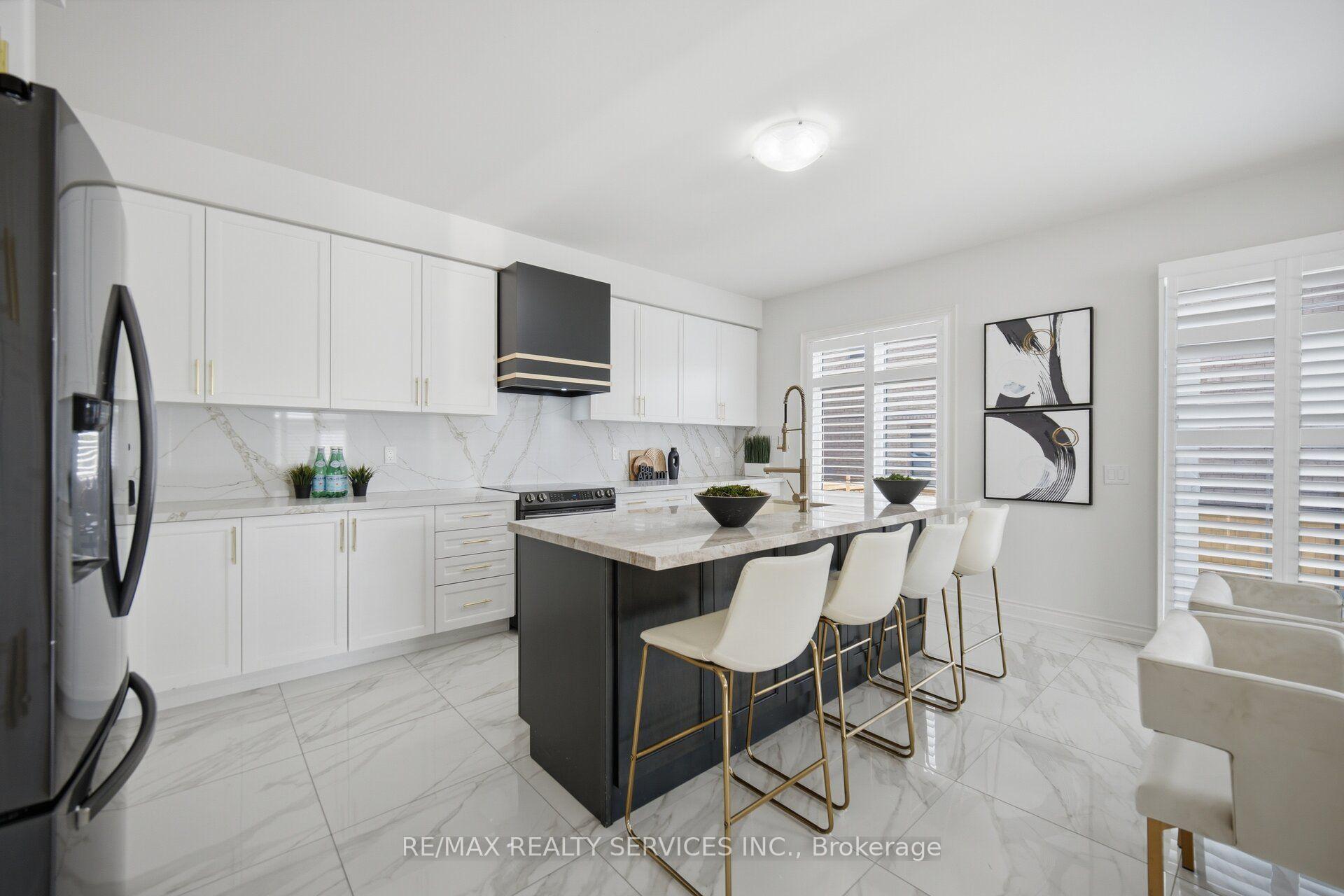 Photo 13 of 1 Breckonwood Street, Caledon, Rural Caledon — HOMEH