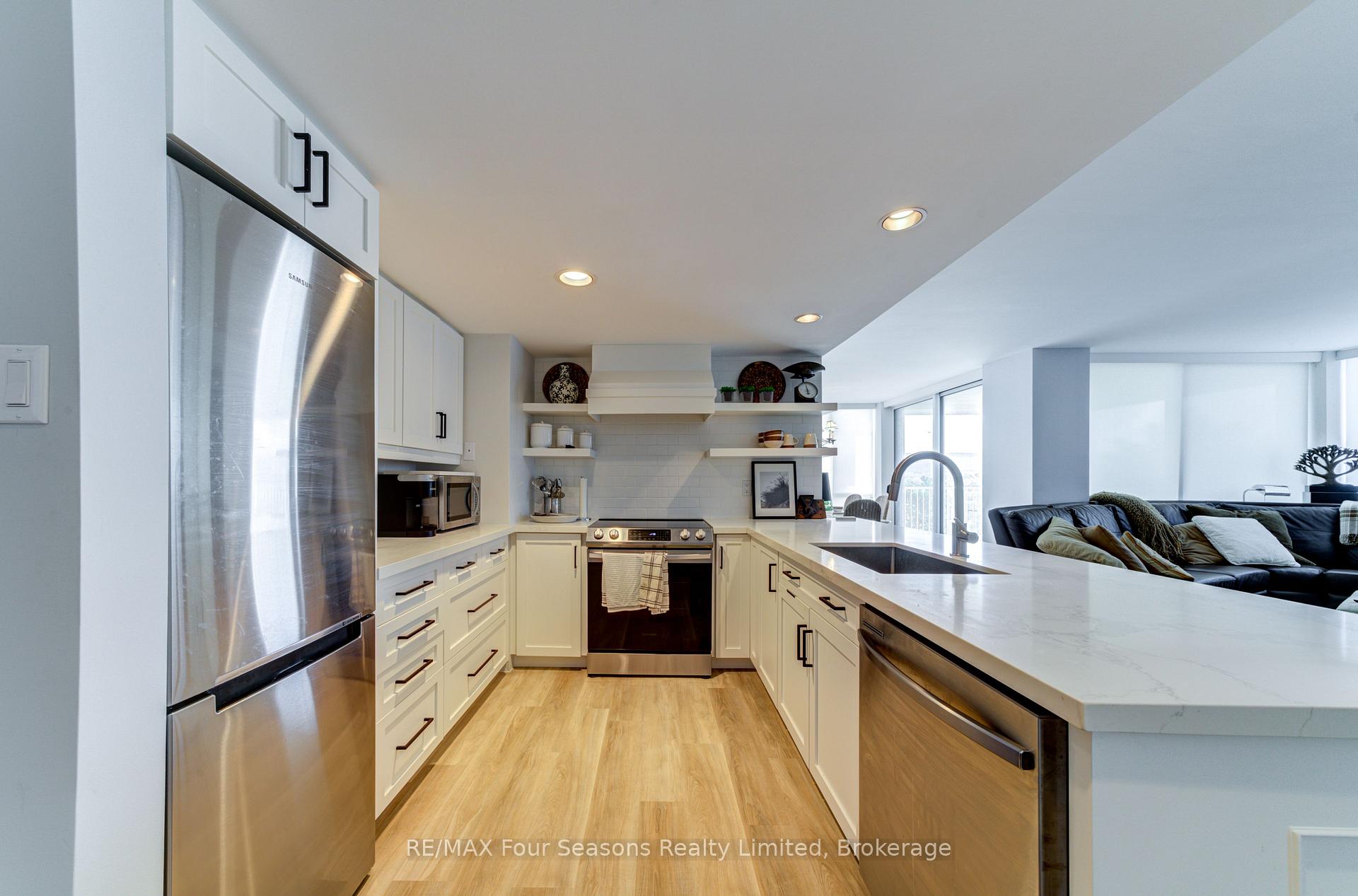 Photo 8 of Unit 501, 24 Ramblings Way, Collingwood — HOMEH