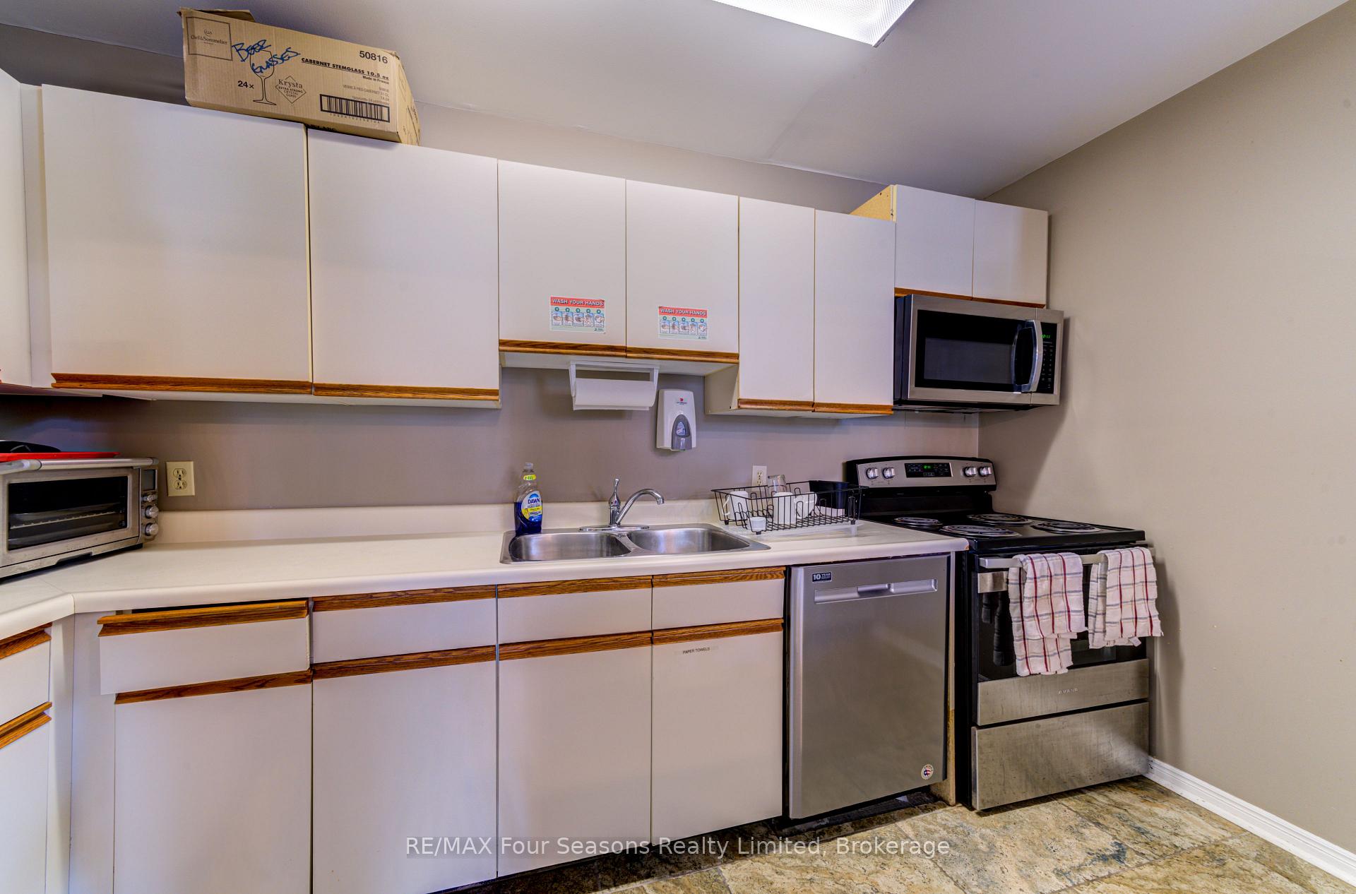 Photo 42 of Unit 501, 24 Ramblings Way, Collingwood — HOMEH