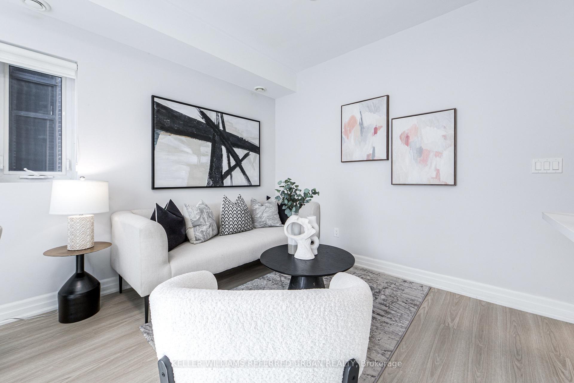 Photo 5 of Unit 802, 370 Wallace Avenue, Toronto, Dovercourt-Wallace Emerson-Junction — HOMEH