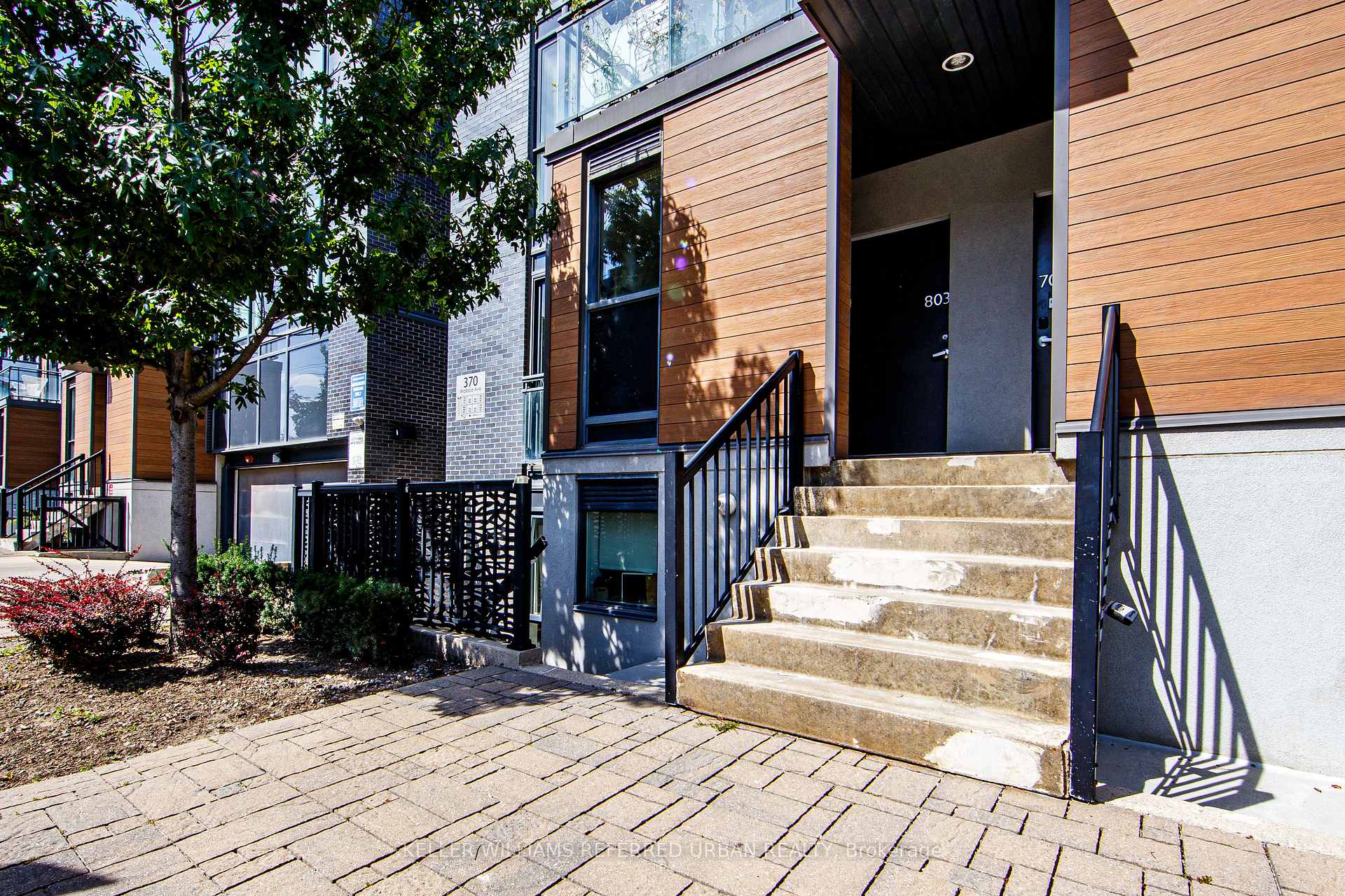 Photo 25 of Unit 802, 370 Wallace Avenue, Toronto, Dovercourt-Wallace Emerson-Junction — HOMEH