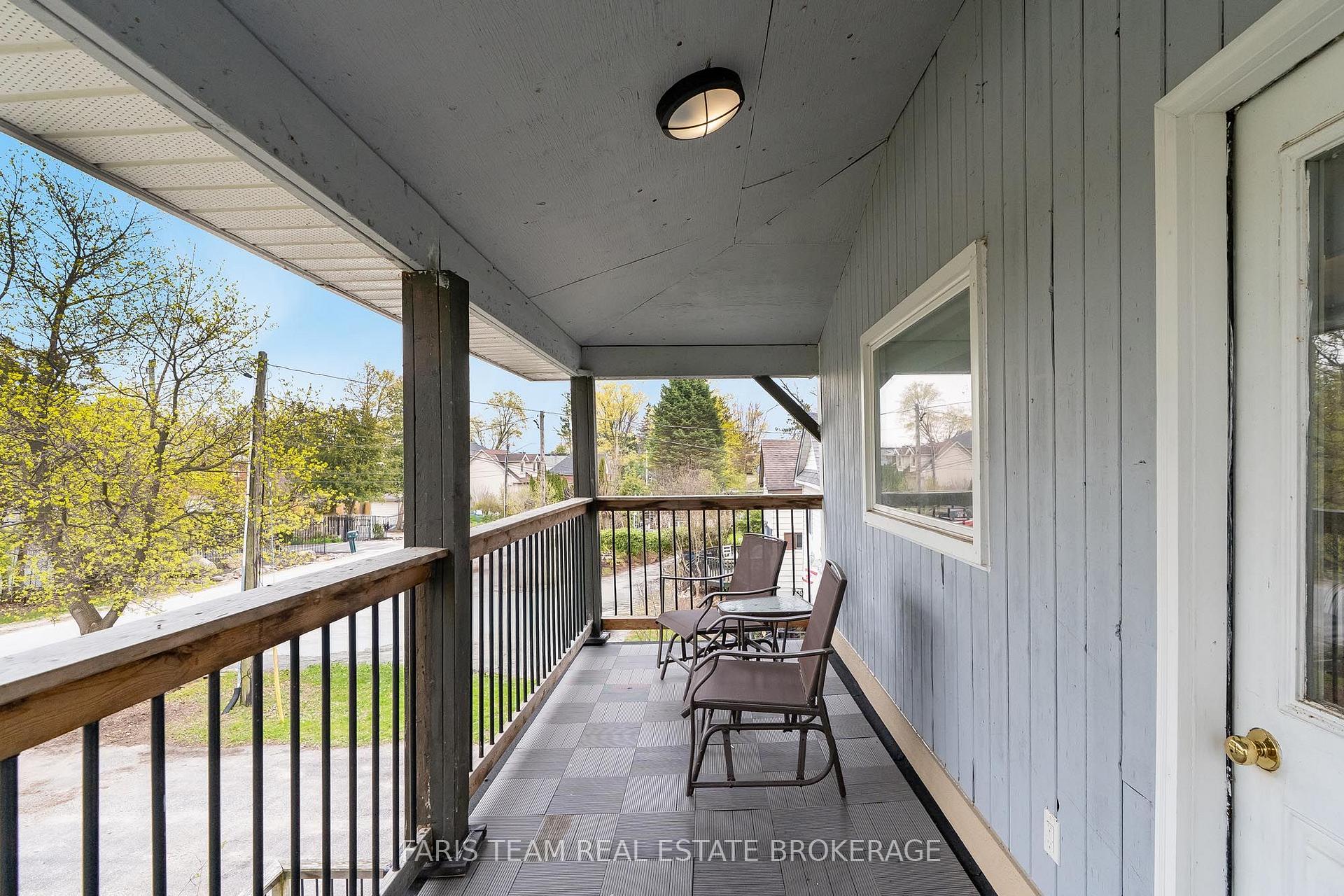 Photo 16 of 687 Innisfil Beach Road, Innisfil, Alcona — HOMEH