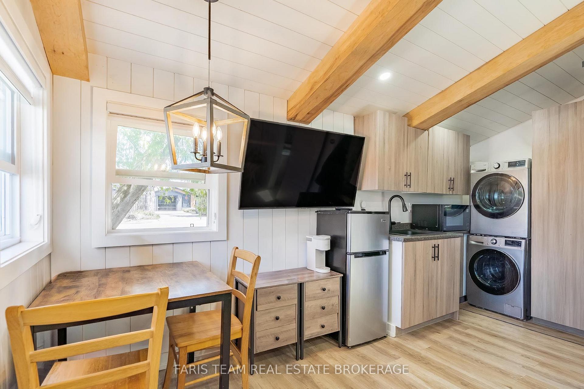 Photo 26 of 687 Innisfil Beach Road, Innisfil, Alcona — HOMEH