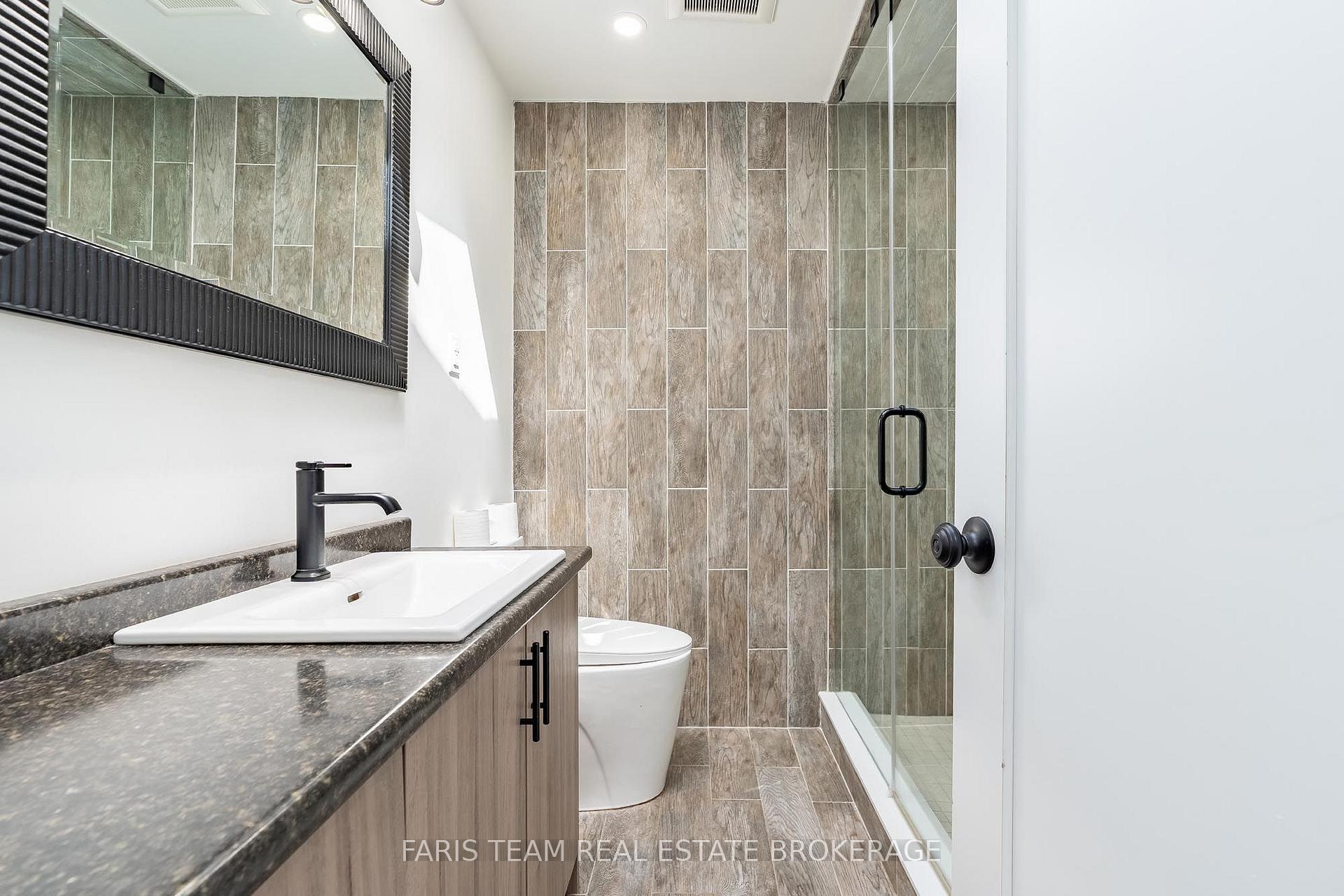 Photo 44 of 687 Innisfil Beach Road, Innisfil, Alcona — HOMEH
