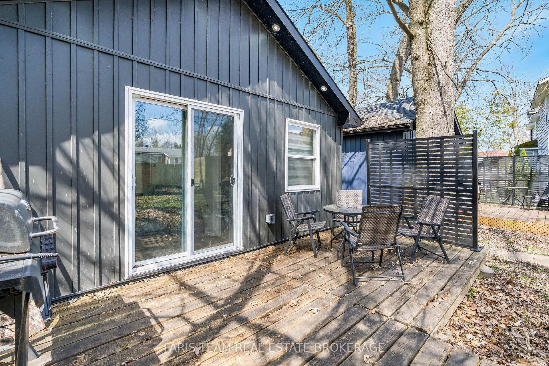 Photo 45 of 687 Innisfil Beach Road, Innisfil, Alcona — HOMEH