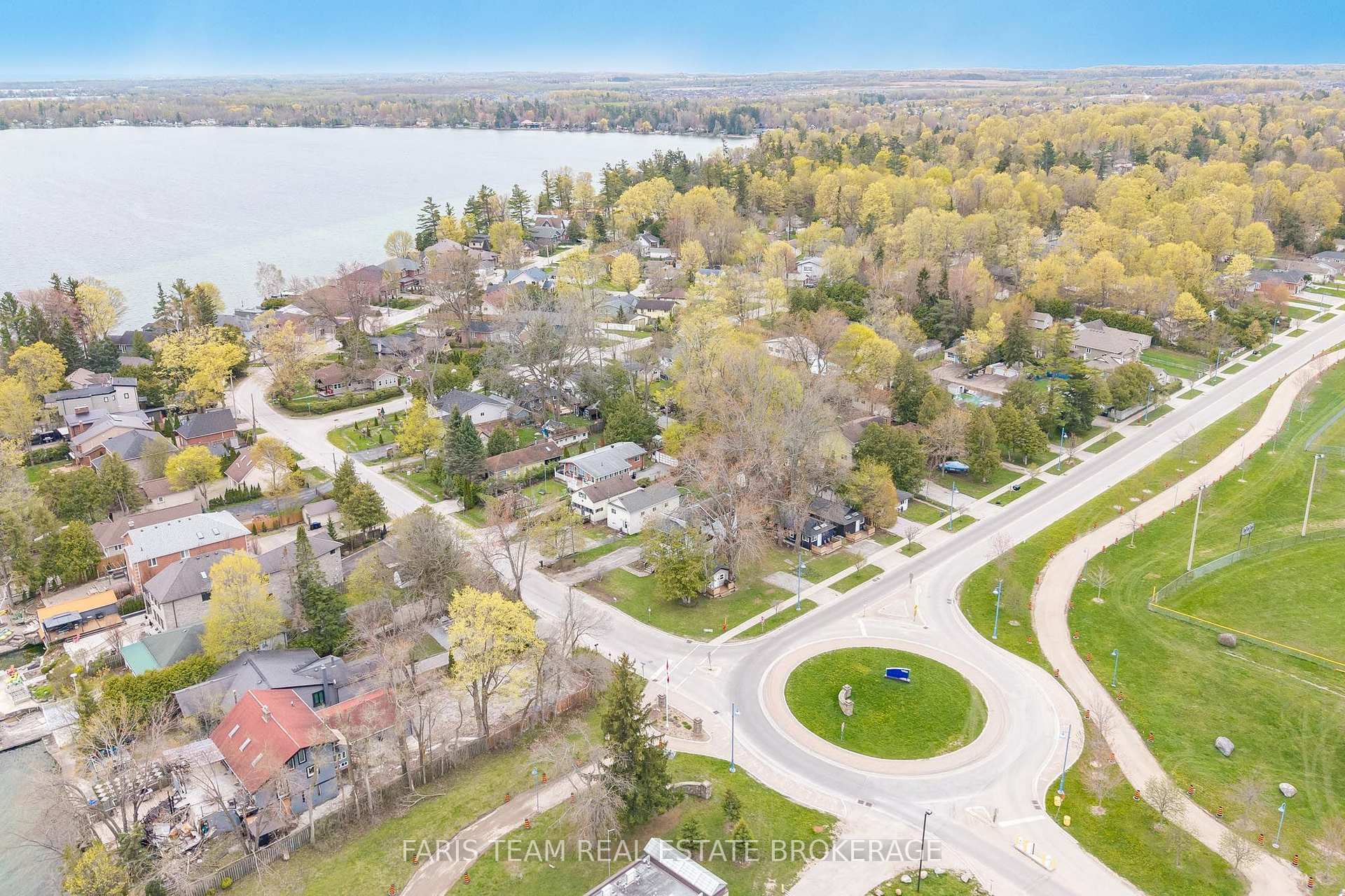 Photo 46 of 687 Innisfil Beach Road, Innisfil, Alcona — HOMEH