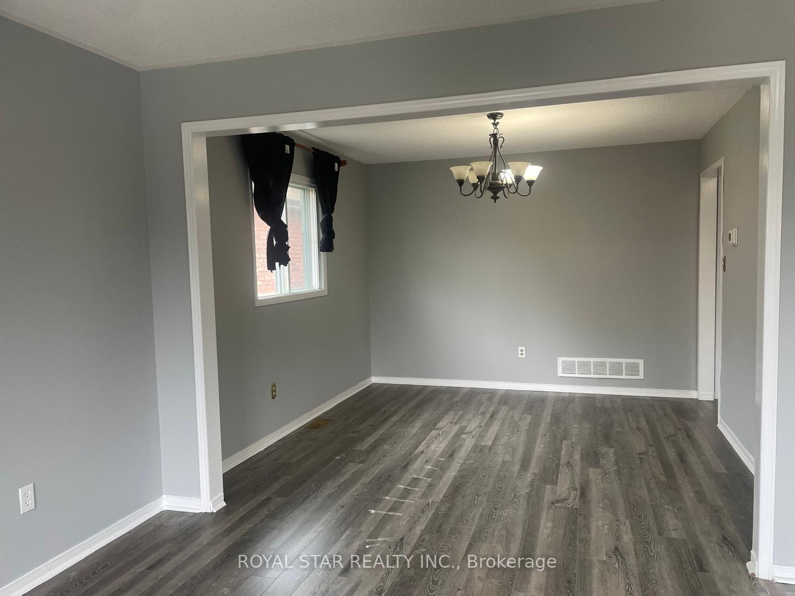 Photo 2 of 351 Lisa Marie Drive, Orangeville — HOMEH