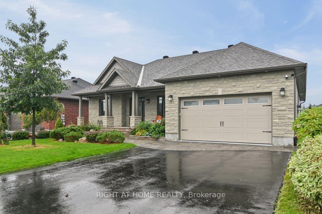 Photo 2 of 53 Bald Eagle Crescent, Ottawa, Richmond — HOMEH