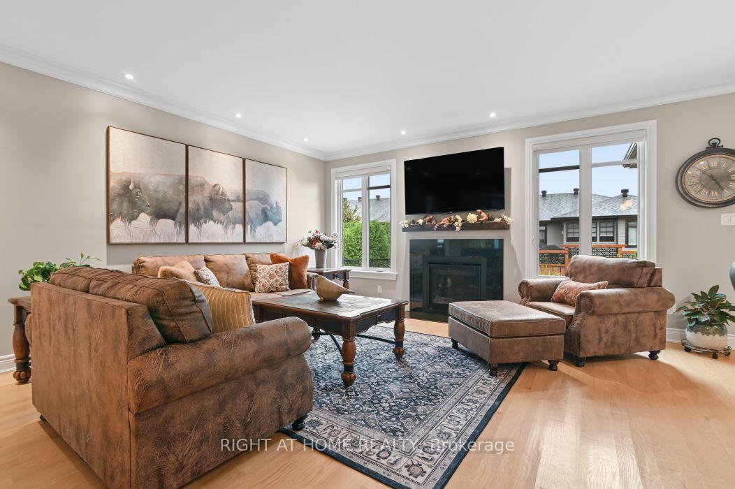 Photo 15 of 53 Bald Eagle Crescent, Ottawa, Richmond — HOMEH