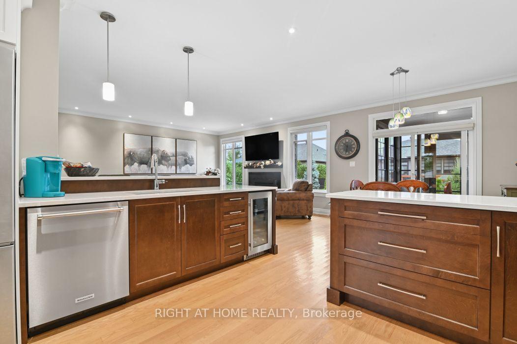 Photo 23 of 53 Bald Eagle Crescent, Ottawa, Richmond — HOMEH