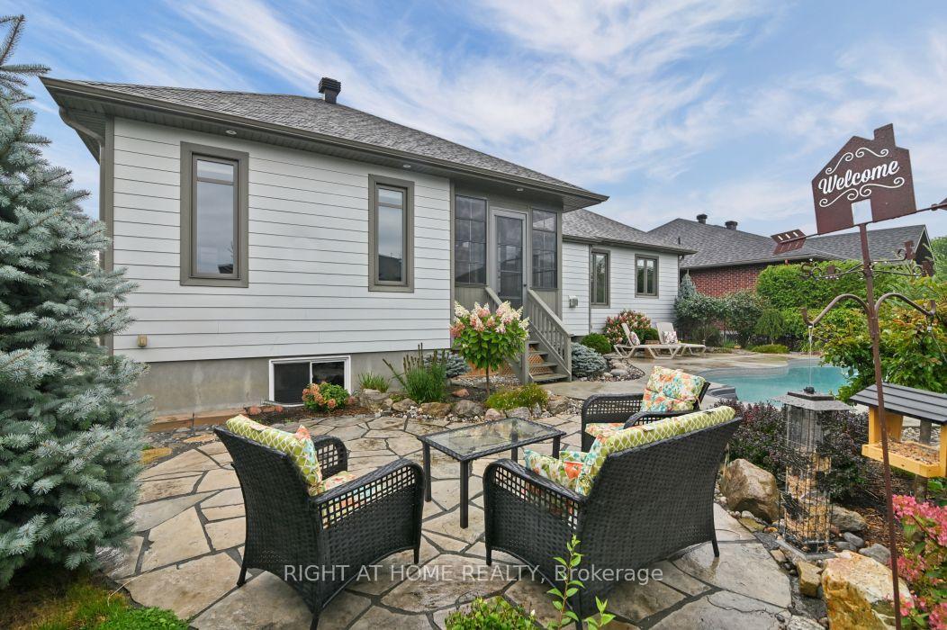Photo 31 of 53 Bald Eagle Crescent, Ottawa, Richmond — HOMEH