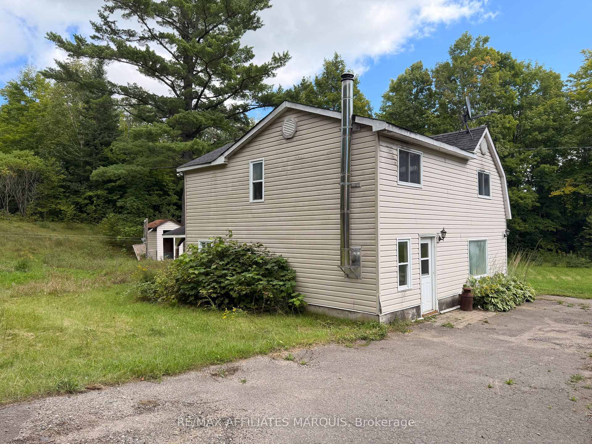 Photo 3 of 8774 Highway 511, Lanark Highlands, Lanark Highlands (Darling) Twp — HOMEH