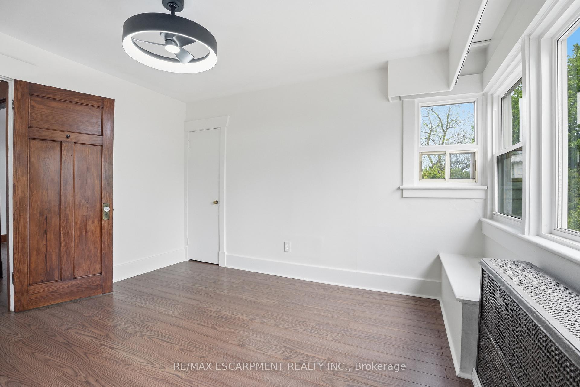Photo 27 of 167 Balmoral Avenue S, Hamilton, Delta — HOMEH