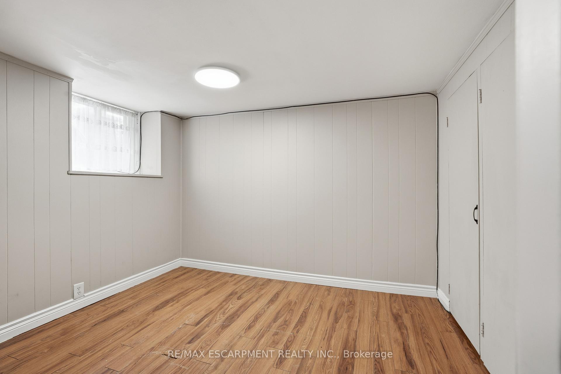 Photo 37 of 167 Balmoral Avenue S, Hamilton, Delta — HOMEH