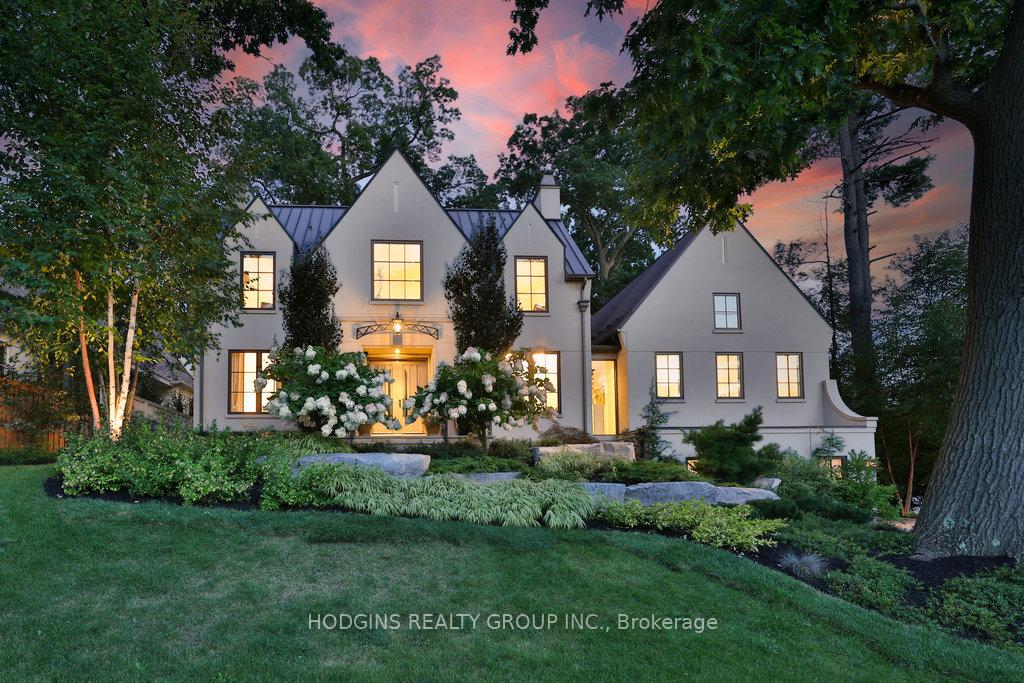 Front of 238 Mineola Road W
