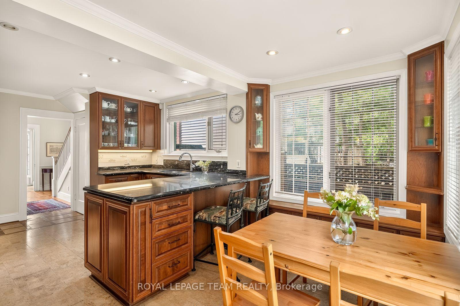 Photo 13 of 170 Acacia Avenue, Ottawa, Rockcliffe — HOMEH