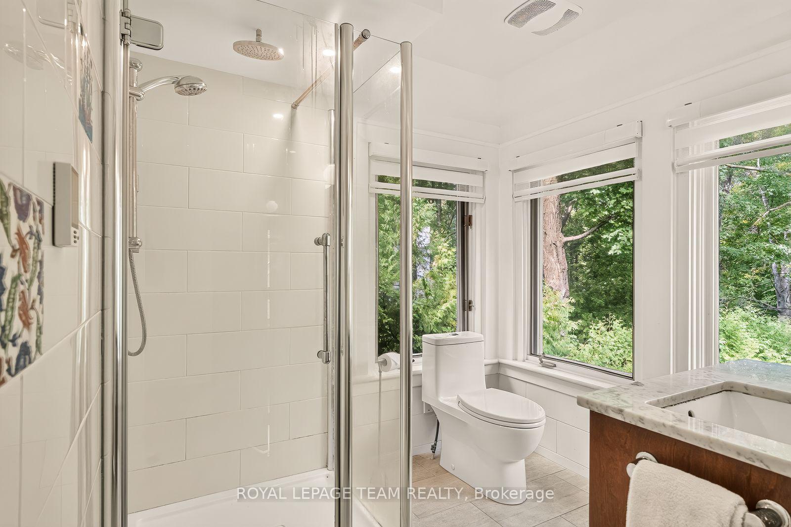Photo 20 of 170 Acacia Avenue, Ottawa, Rockcliffe — HOMEH