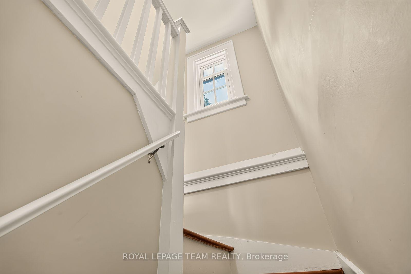 Photo 31 of 170 Acacia Avenue, Ottawa, Rockcliffe — HOMEH