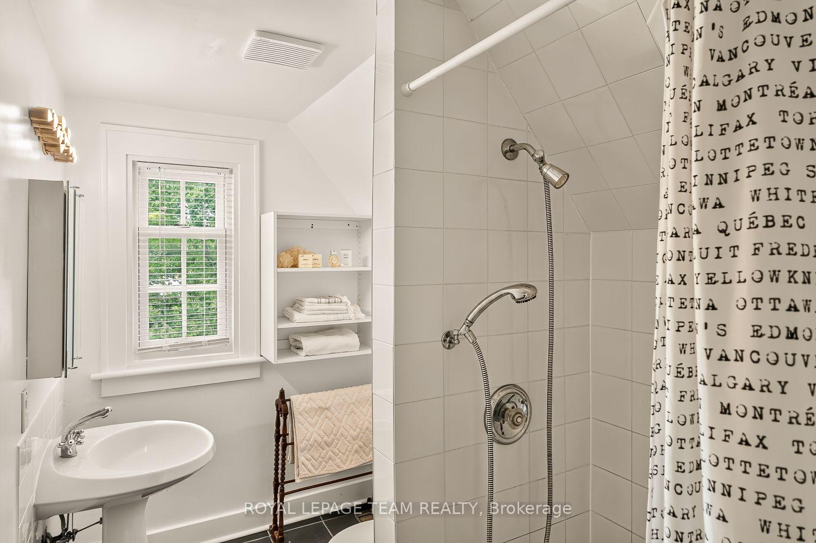 Photo 34 of 170 Acacia Avenue, Ottawa, Rockcliffe — HOMEH