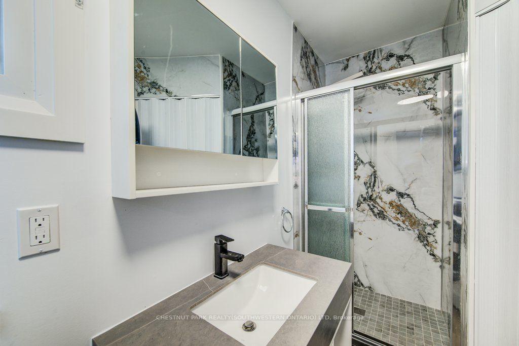 Photo 45 of 88 Woodhaven Drive, Kitchener, Vanier - Kitchener — HOMEH