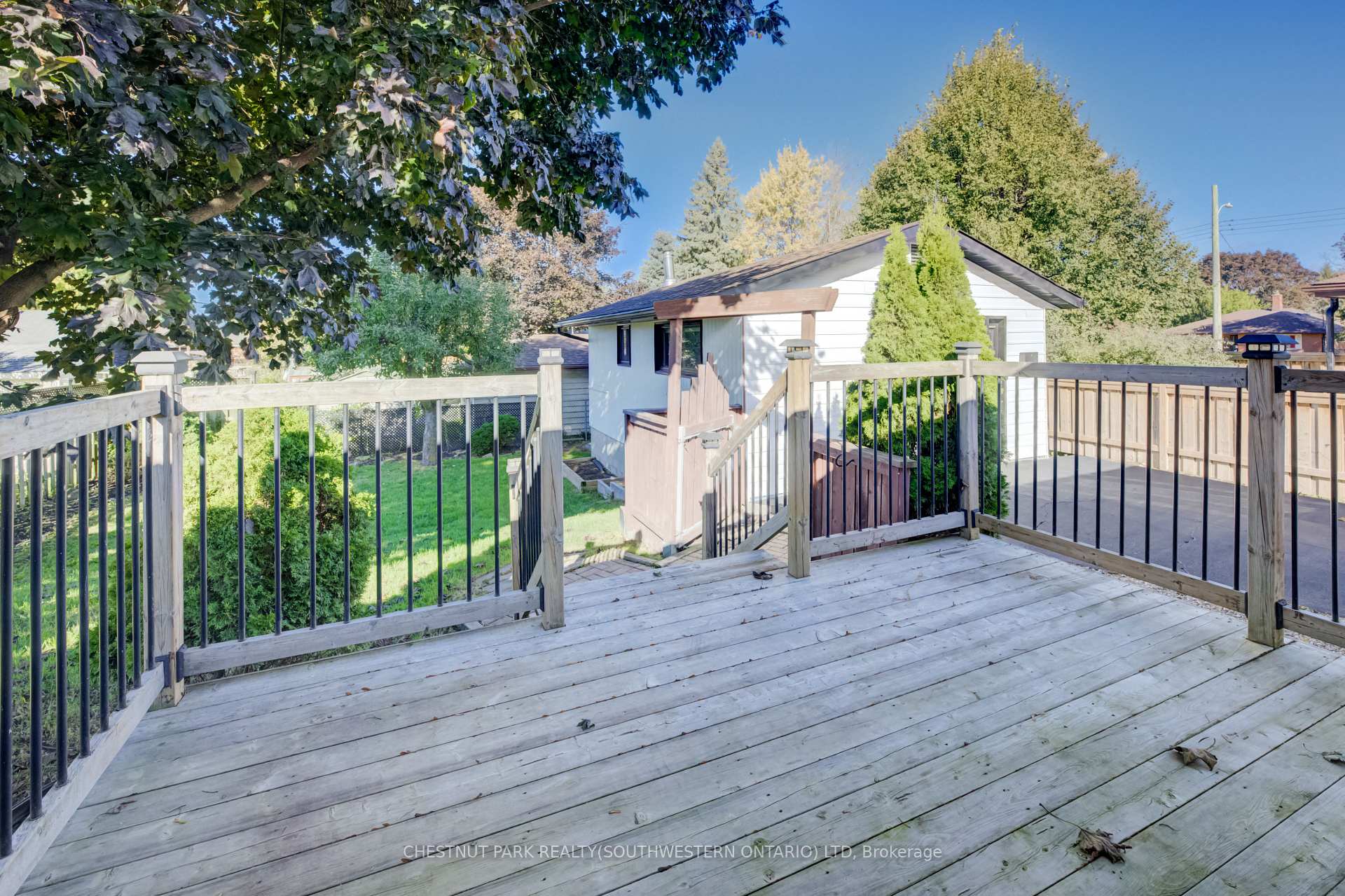 Photo 46 of 88 Woodhaven Drive, Kitchener, Vanier - Kitchener — HOMEH