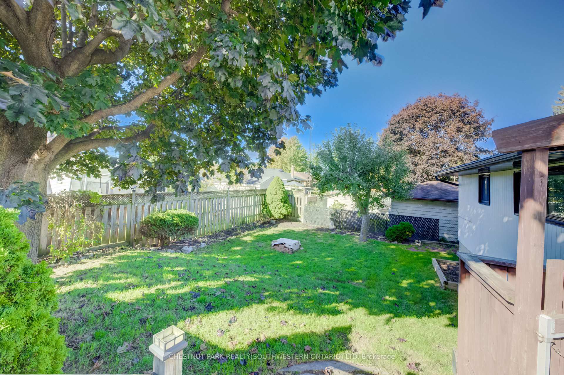 Photo 51 of 88 Woodhaven Drive, Kitchener, Vanier - Kitchener — HOMEH
