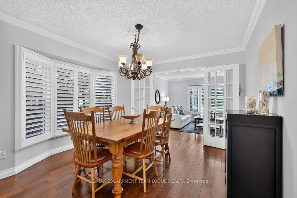 Photo 7 of 2109 Keith Close, Burlington, Headon — HOMEH