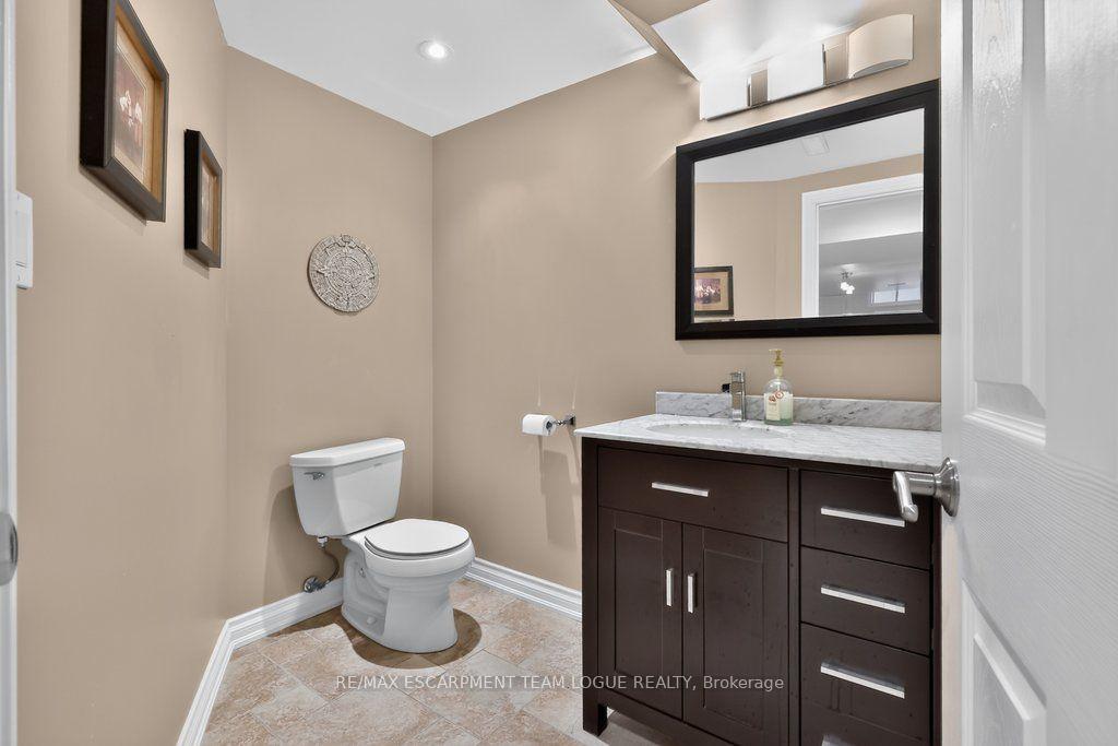 Photo 31 of 2109 Keith Close, Burlington, Headon — HOMEH