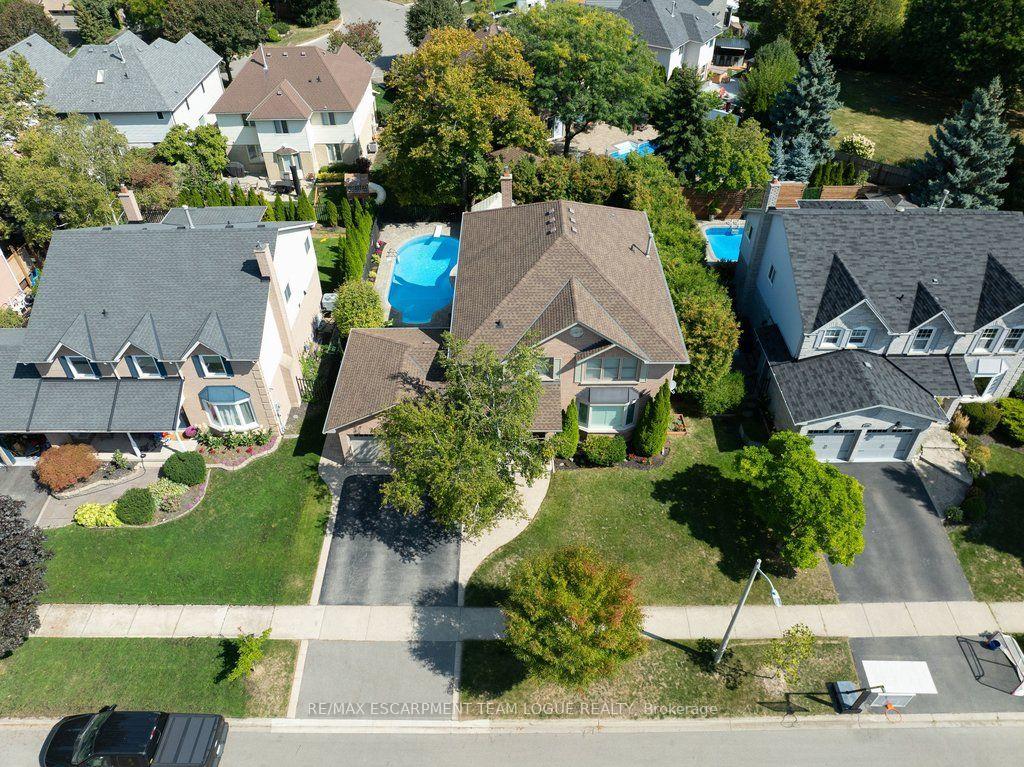 Photo 45 of 2109 Keith Close, Burlington, Headon — HOMEH