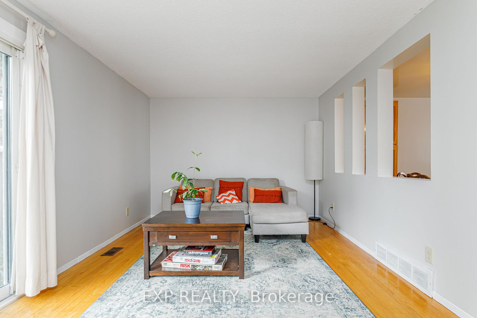 Photo 9 of Unit L, 1480 Heatherington Road, Ottawa, Heron Gate/Industrial Park — HOMEH