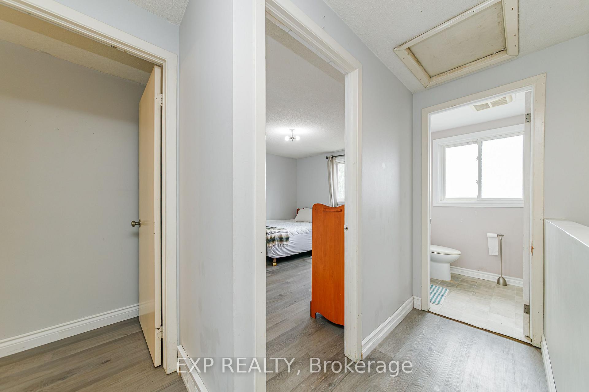 Photo 11 of Unit L, 1480 Heatherington Road, Ottawa, Heron Gate/Industrial Park — HOMEH