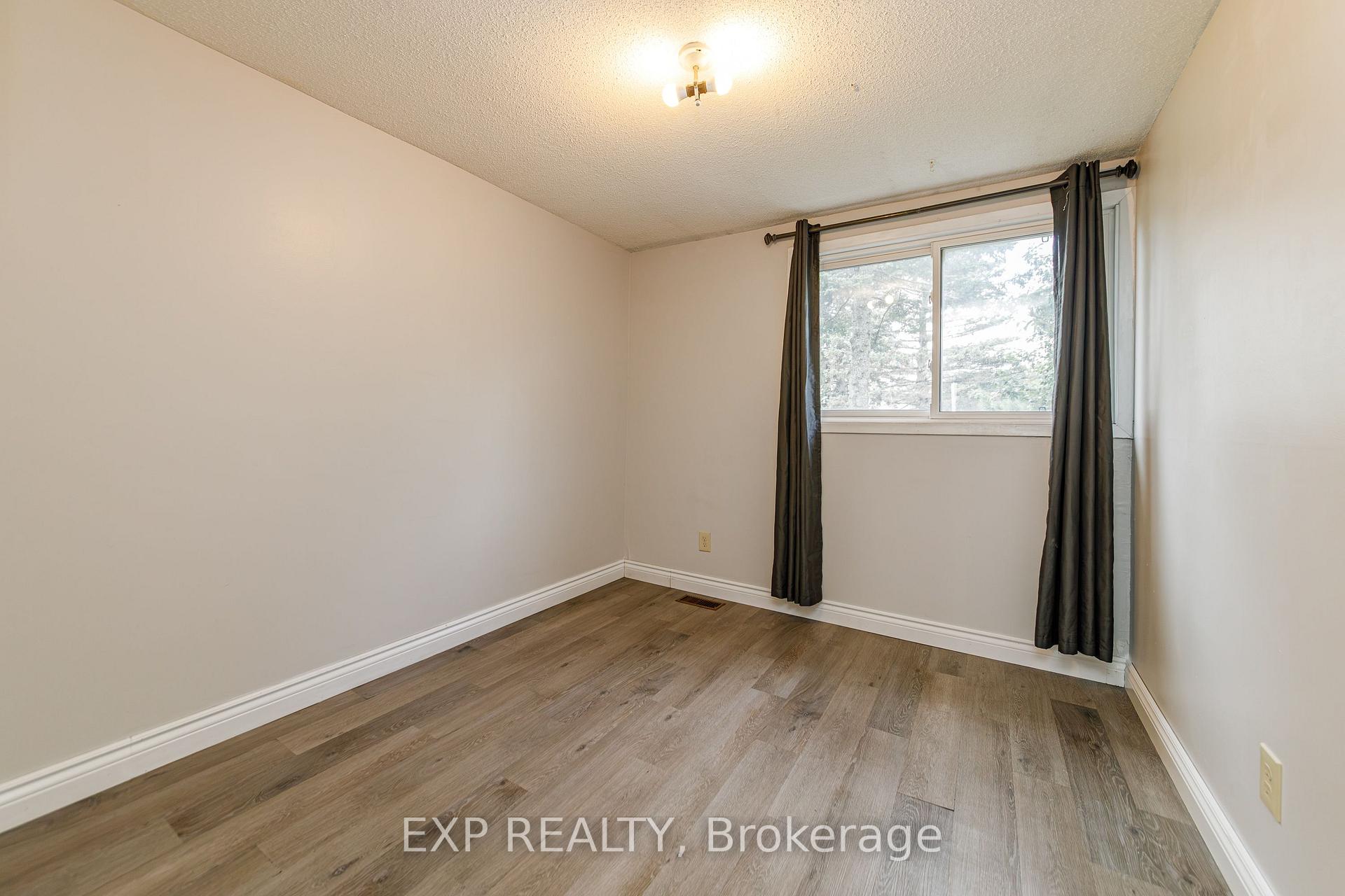 Photo 14 of Unit L, 1480 Heatherington Road, Ottawa, Heron Gate/Industrial Park — HOMEH